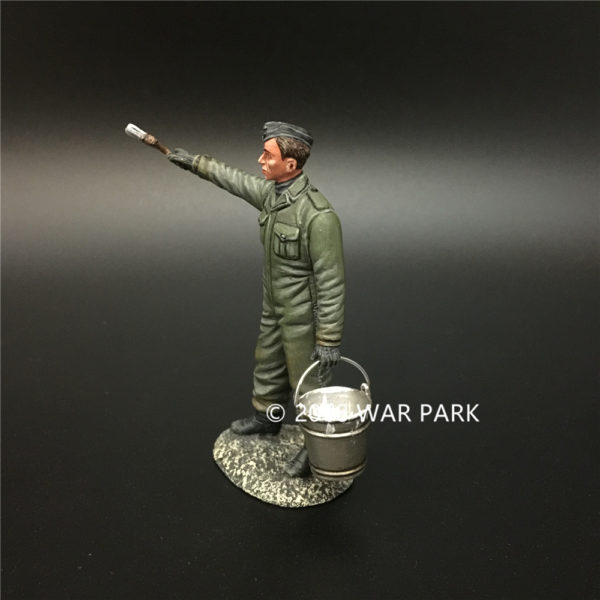 KH040 LSSAH tank crew painting winter camouflage B - Image 5