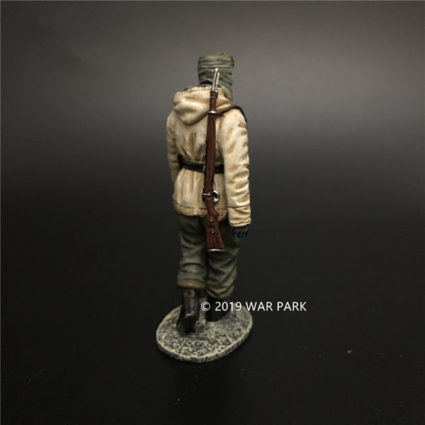 KH072 German Soldier is Marching with 98k A - Image 4