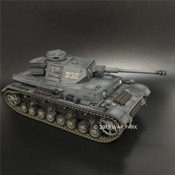 AX002 Pz.Kpfw.IV Ausf.G 3rd SS Panzer Division Totenkopf No.332 in East Line - Image 3