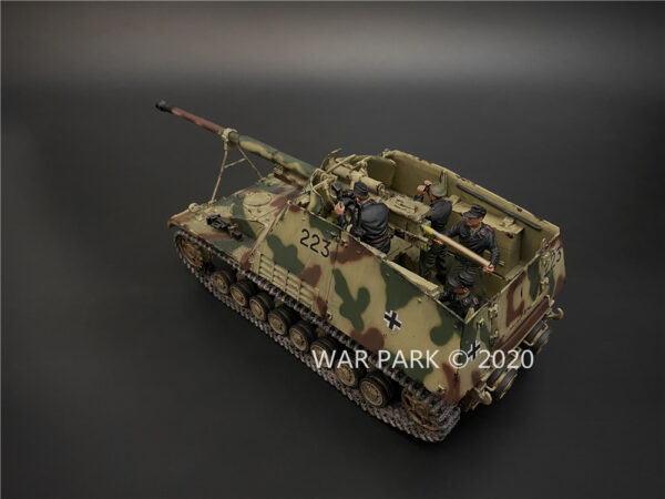 AX010 Sd.Kfz.164 Nashorn 525th Heavy Anti-Tank Battalion No.223 1944 - Image 3