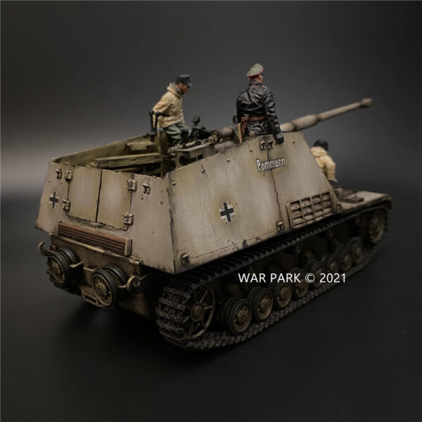 AX011 Sd.Kfz.164 Nashorn 519th Heavy Anti-Tank Battalion 1944 - Image 5