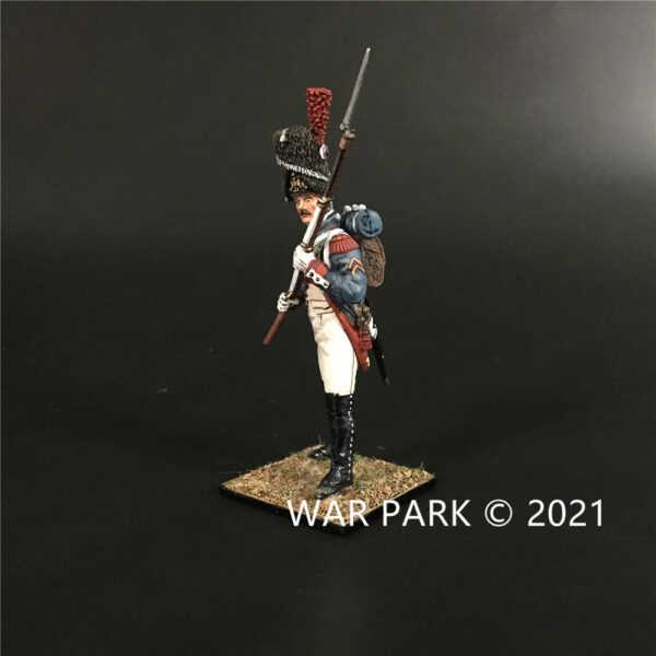 NP007 Old Guard Grenadier Standing Ready - Image 2