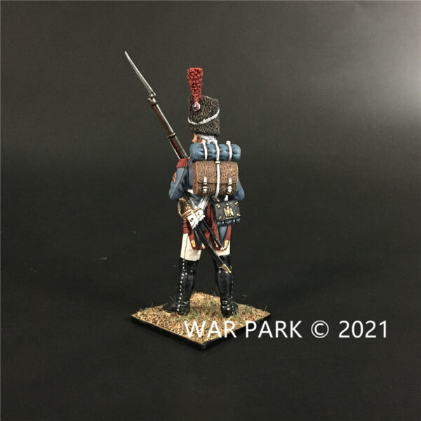 NP007 Old Guard Grenadier Standing Ready - Image 3