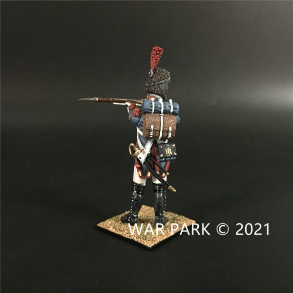 NP008 Old Guard Grenadier Standing Firing - Image 4