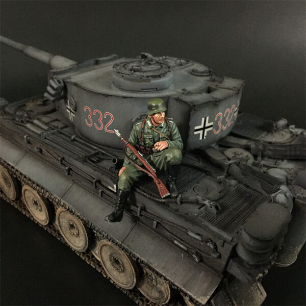 KU081 Wehrmacht Tank Rider with 98k rifle 1# - Image 2