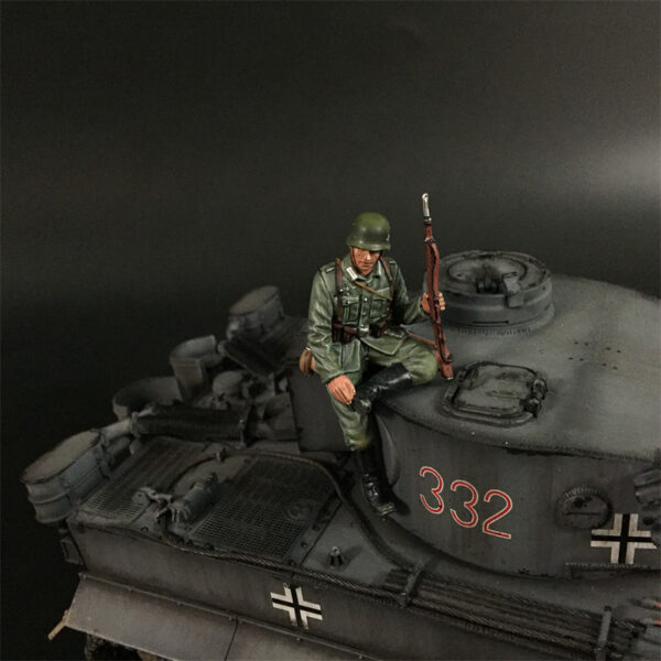 KU088 Wehrmacht Tank Rider with 98k rifle 8# - Image 2