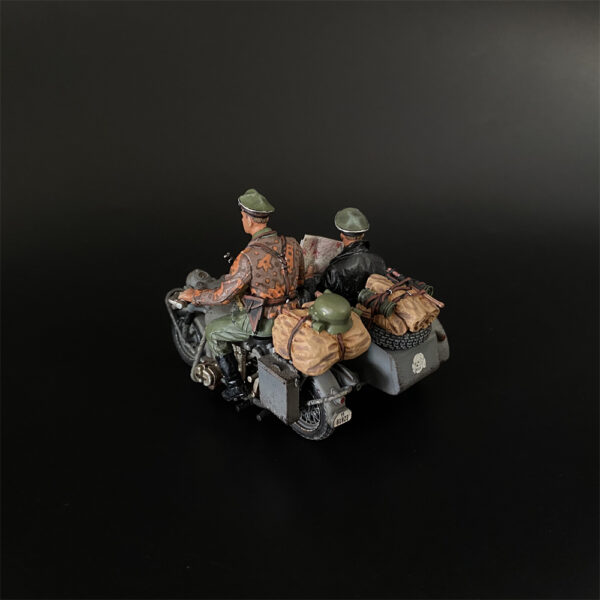 KU105 Waffen SS R75 Motorcycle with Sidecar C - Image 2