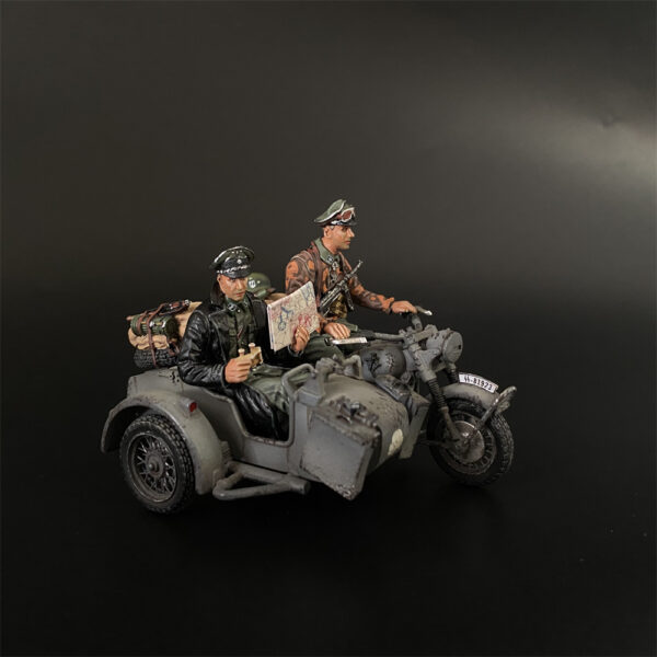 KU105 Waffen SS R75 Motorcycle with Sidecar C - Image 4