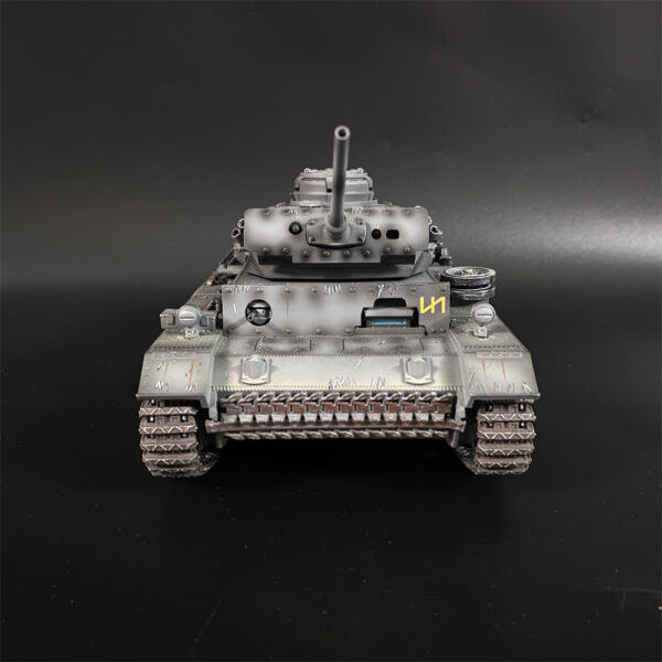 AX021 German Grey Panzer III Ausf M of Div"Das Reich" March 1943 - Image 2