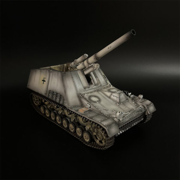 AX023 Winter Hummel Sdkfz 165 Heavy Self-propelled Howitzer - Image 2