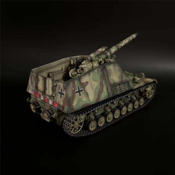 AX025 Camouflage Hummel Sdkfz 165 Heavy Self-propelled Howitzer - Image 3