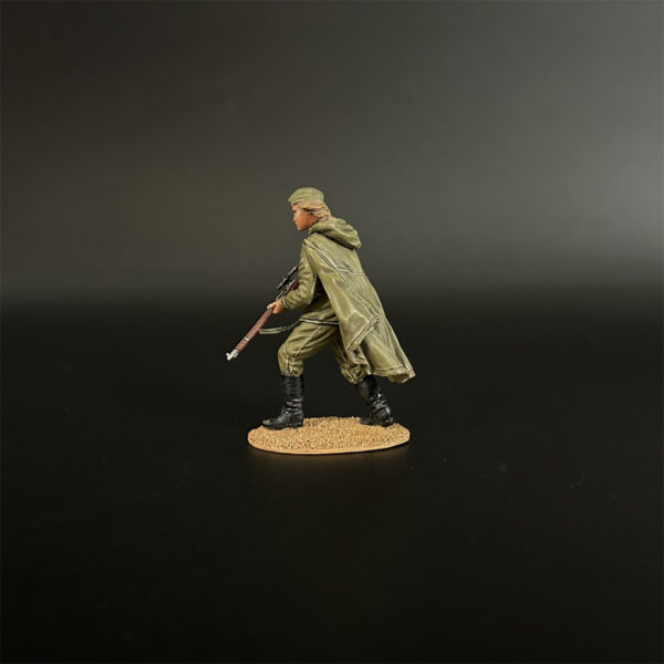 RA011 Red Army Woman Sniper Wearing a Cloak - Image 5