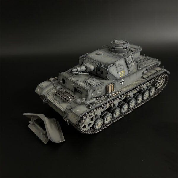 AX031 German Grey Vorpanzer IV F1 - Image 4