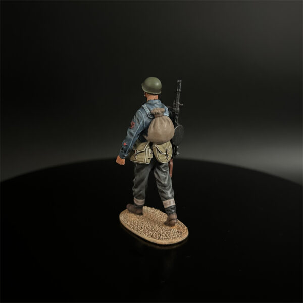 RA022 Soviet Naval Infantry with a DP27 LWG - Image 3