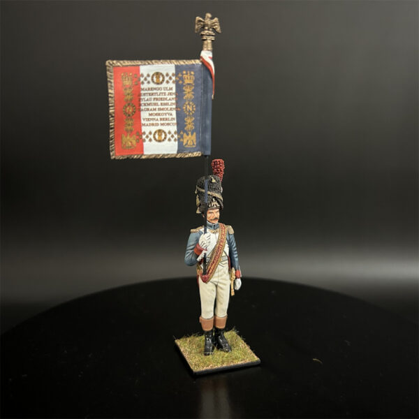 NP011 Old Guard Grenadier Standard Bearer