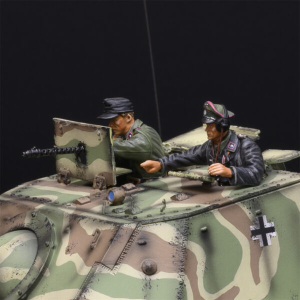 NO023 Sturmpanzer IV Brummbar Crew Set