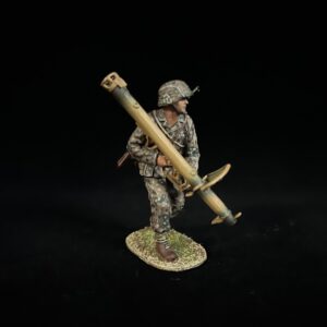 NO030 Waffen-SS Panzerschreck Shooter Bend Forward